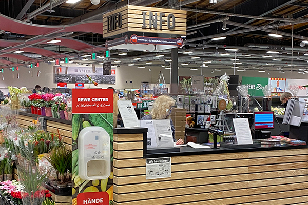 Infostand im Rewe-Center Stanislawski & Laas